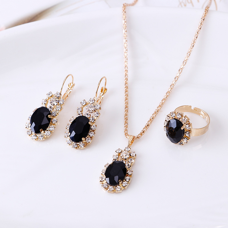 Zestaw ozdób w nowym stylu mod – Vintage Fashion Ornaments recenzja i cena